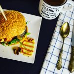 Vege burger z halloumi